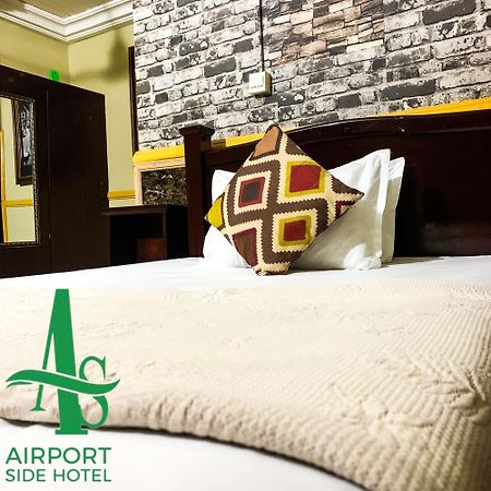 Airport Side Hotel Akra Dış mekan fotoğraf